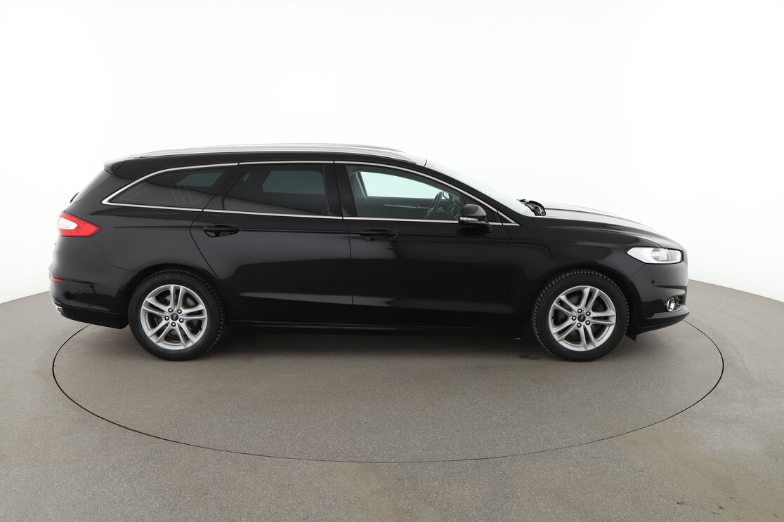 Ford Mondeo 2,0 TDCi Titanium Edition Aut. 63,442 km 24.800 €