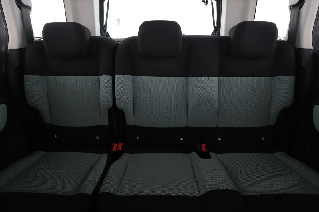 Interior asiento trasero