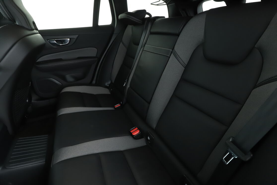 Intérieur sièges arrière depuis le côté conducteur