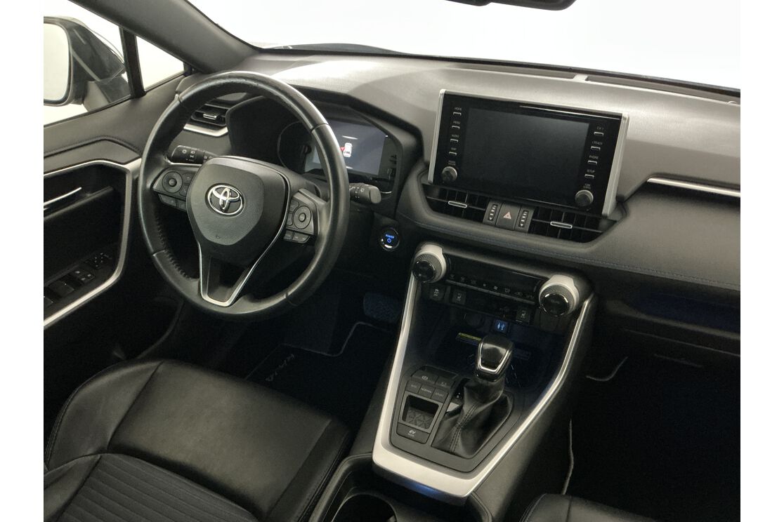 Interno lato guidatore, dal sedile posteriore