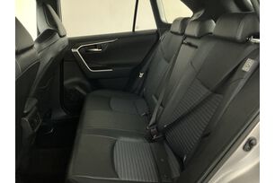 Interno sedili posteriori, dal lato guidatore