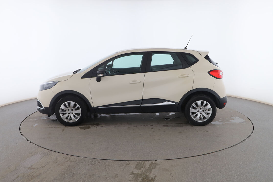 Exterior lado izquierdo