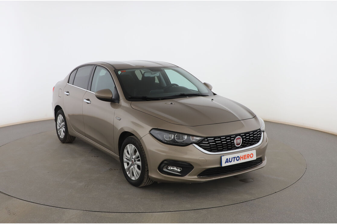 Exterior frontal derecho