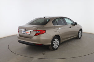 Exterior posterior derecho