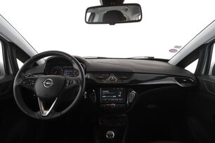 Intérieur côté conducteur depuis le siège arrière