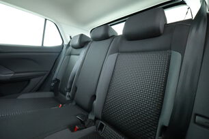 Intérieur sièges arrière depuis le côté conducteur