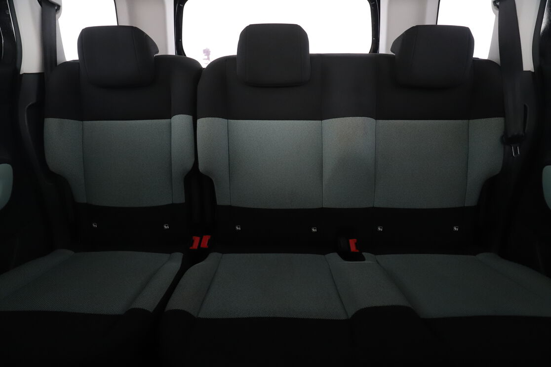 Interior asiento trasero