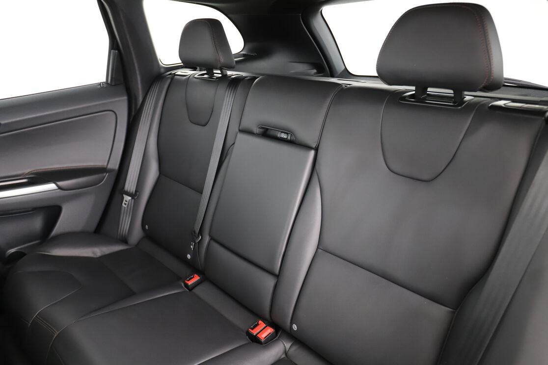 Baksäte bakom förarsätet