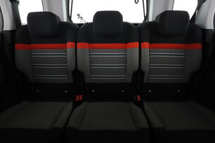 Interior asiento trasero