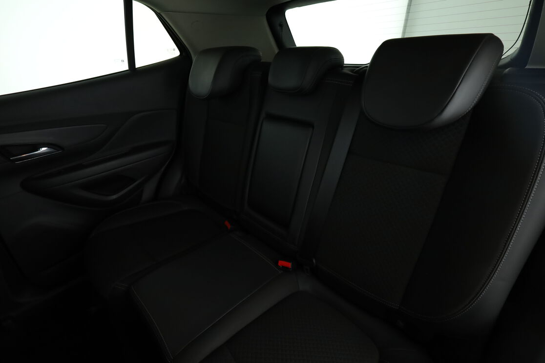 Intérieur sièges arrière depuis le côté conducteur