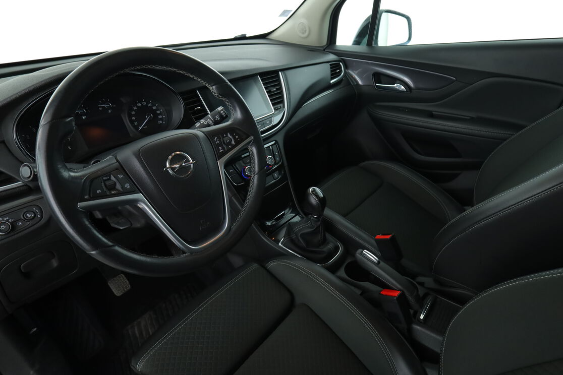 Intérieur côté conducteur 2