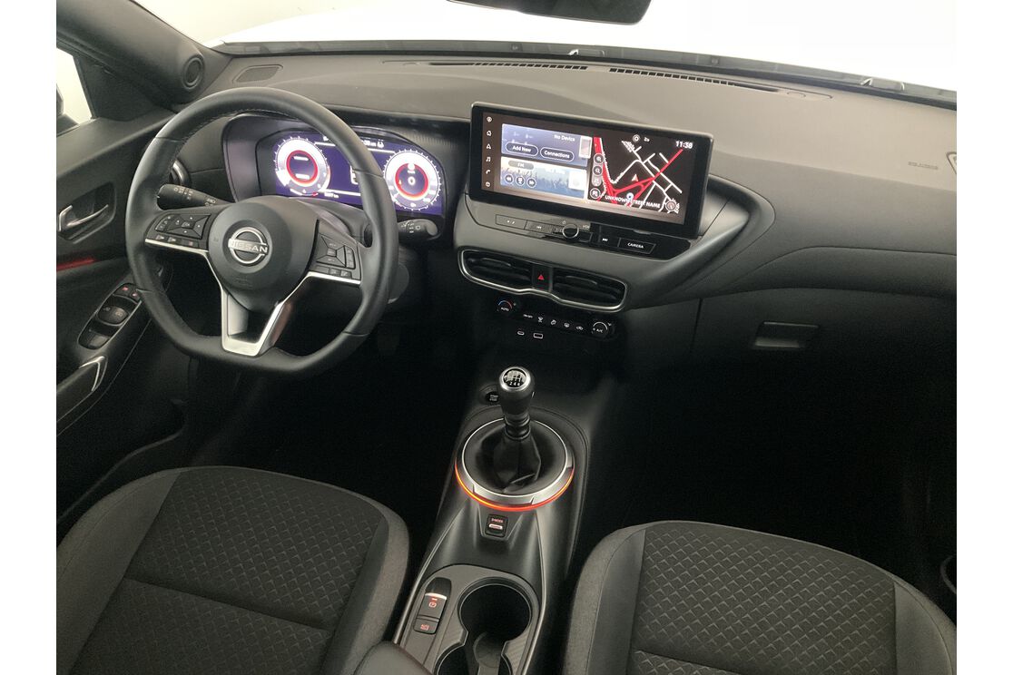 Interno lato guidatore, dal sedile posteriore