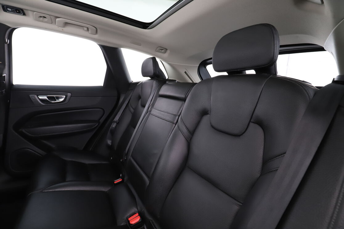 Baksäte bakom förarsätet