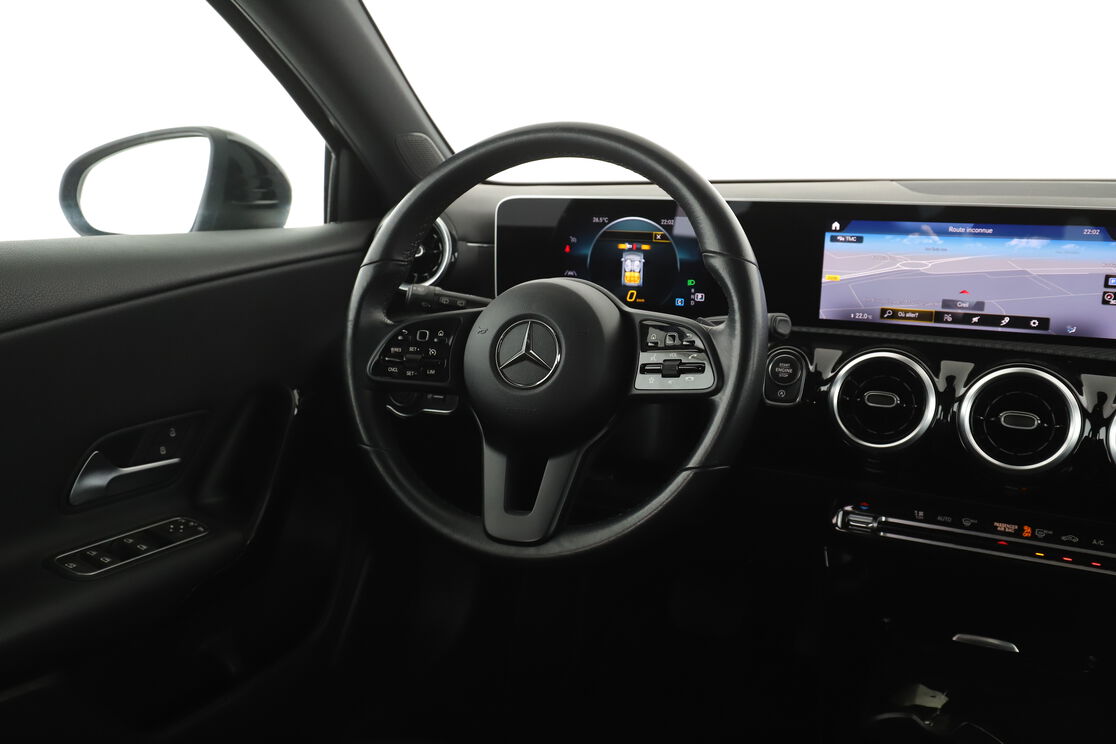 Intérieur côté conducteur depuis le siège arrière