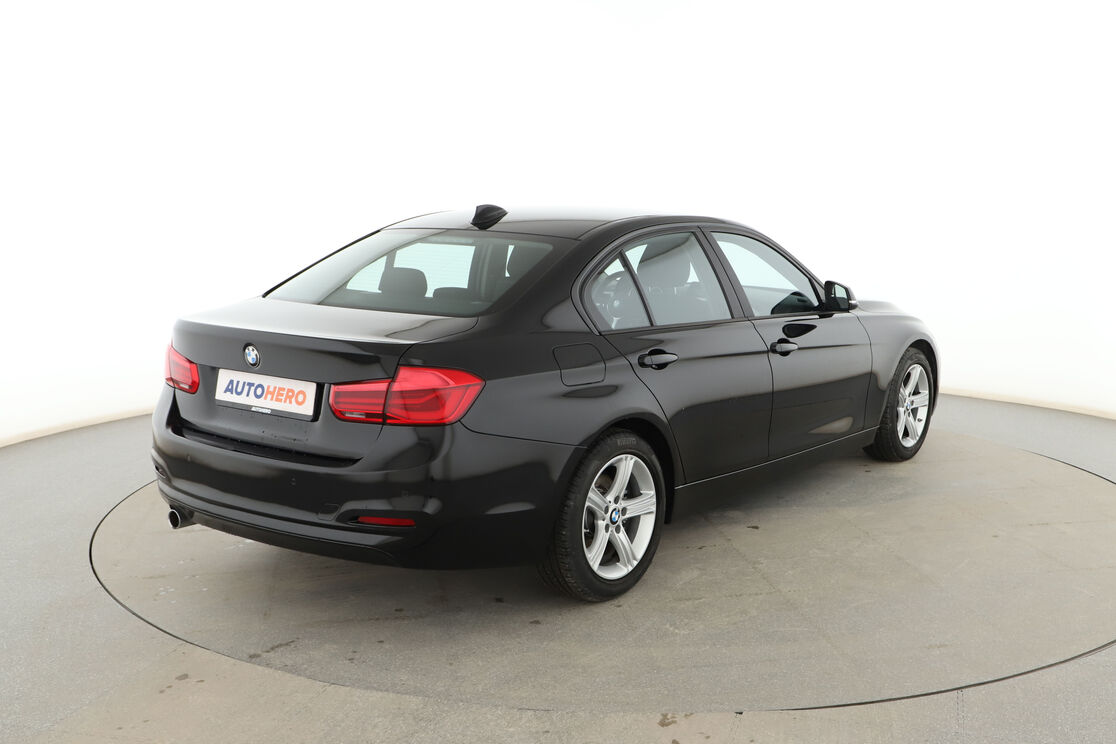 Exterior posterior derecho