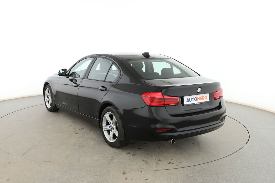 Exterior trasero izquierdo