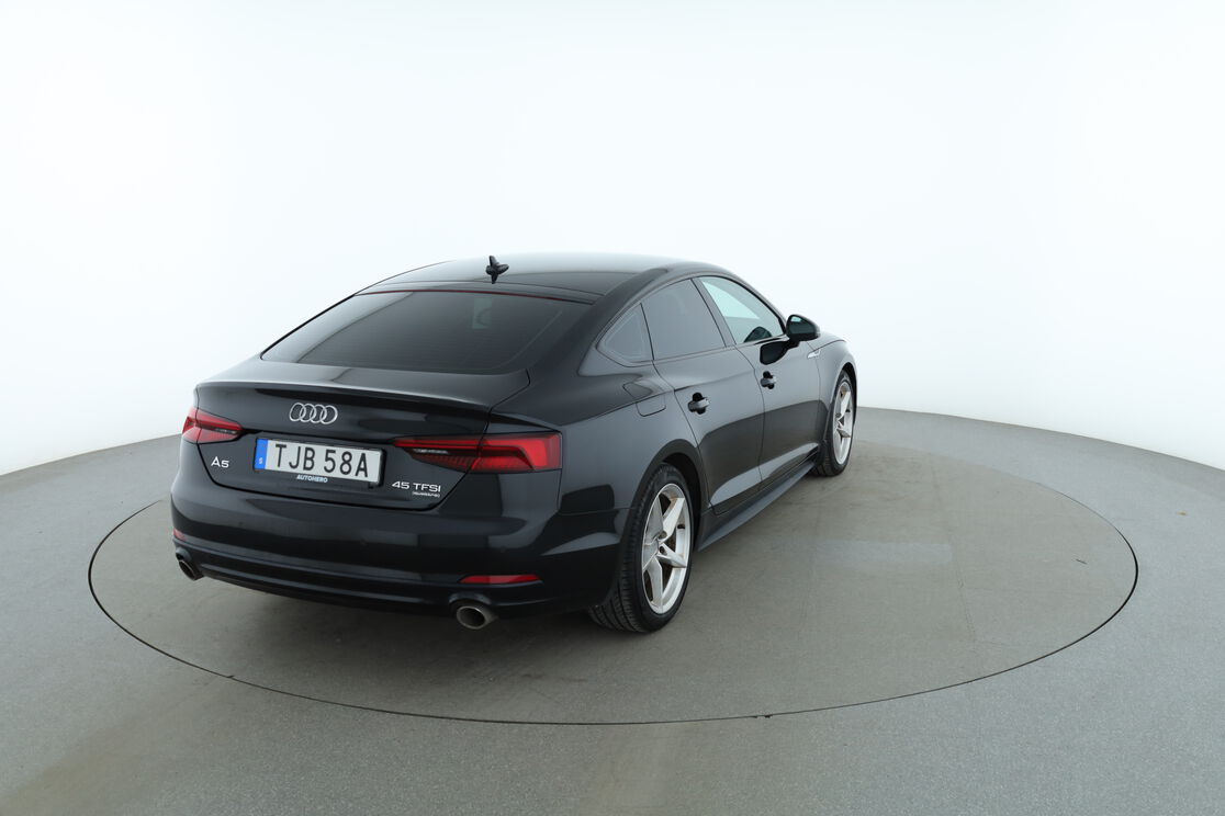 Exteriör höger bak