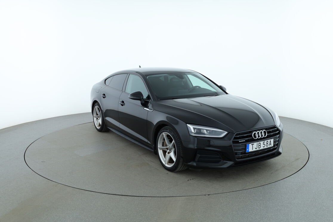 Exteriör fram till höger