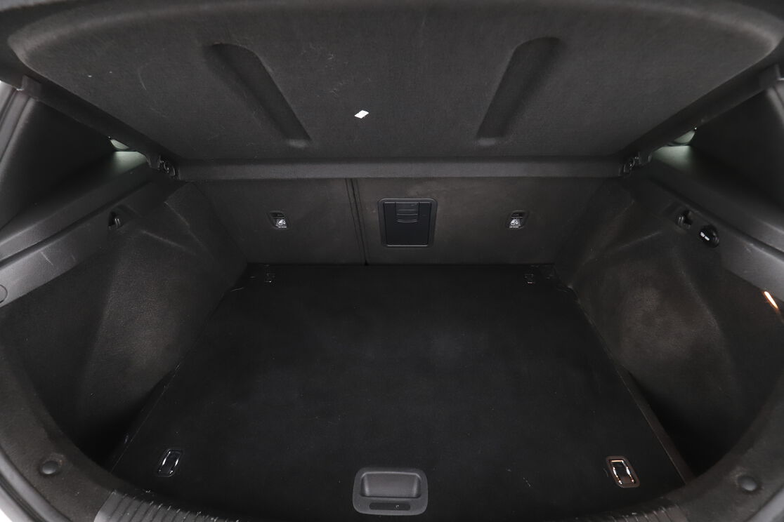 Inre bagageutrymme 2