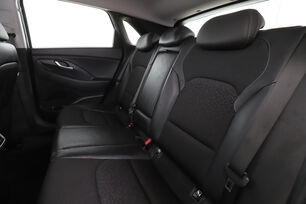 Baksäte bakom förarsätet