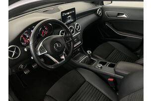 Interno lato guidatore 2