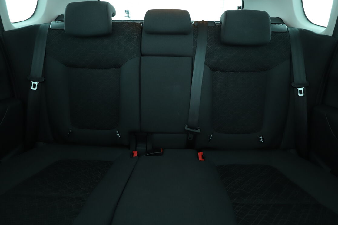 Innenraum Rücksitze Fahrerseite