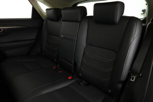 Intérieur sièges arrière depuis le côté conducteur