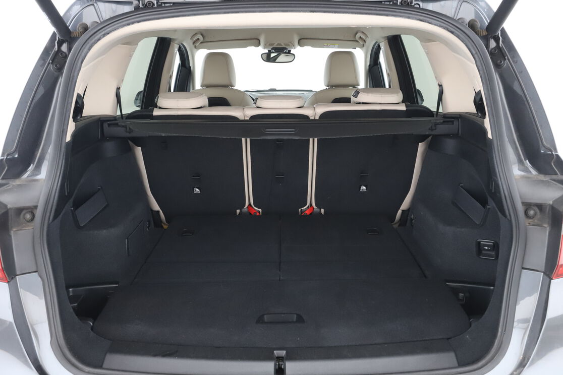 Interior maletero 2