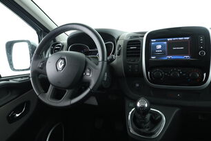 Intérieur côté conducteur depuis le siège arrière