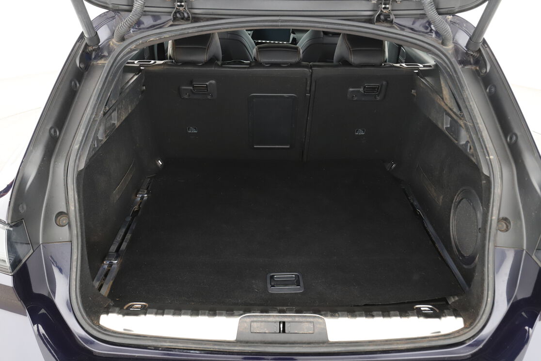 Kofferbak interieur 2