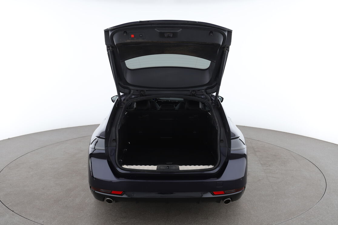 Kofferbak interieur 1