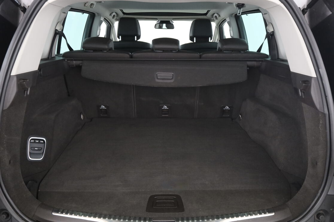 Interior maletero 2