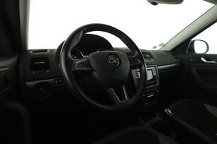 Intérieur côté conducteur 2
