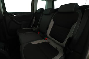 Intérieur sièges arrière depuis le côté conducteur