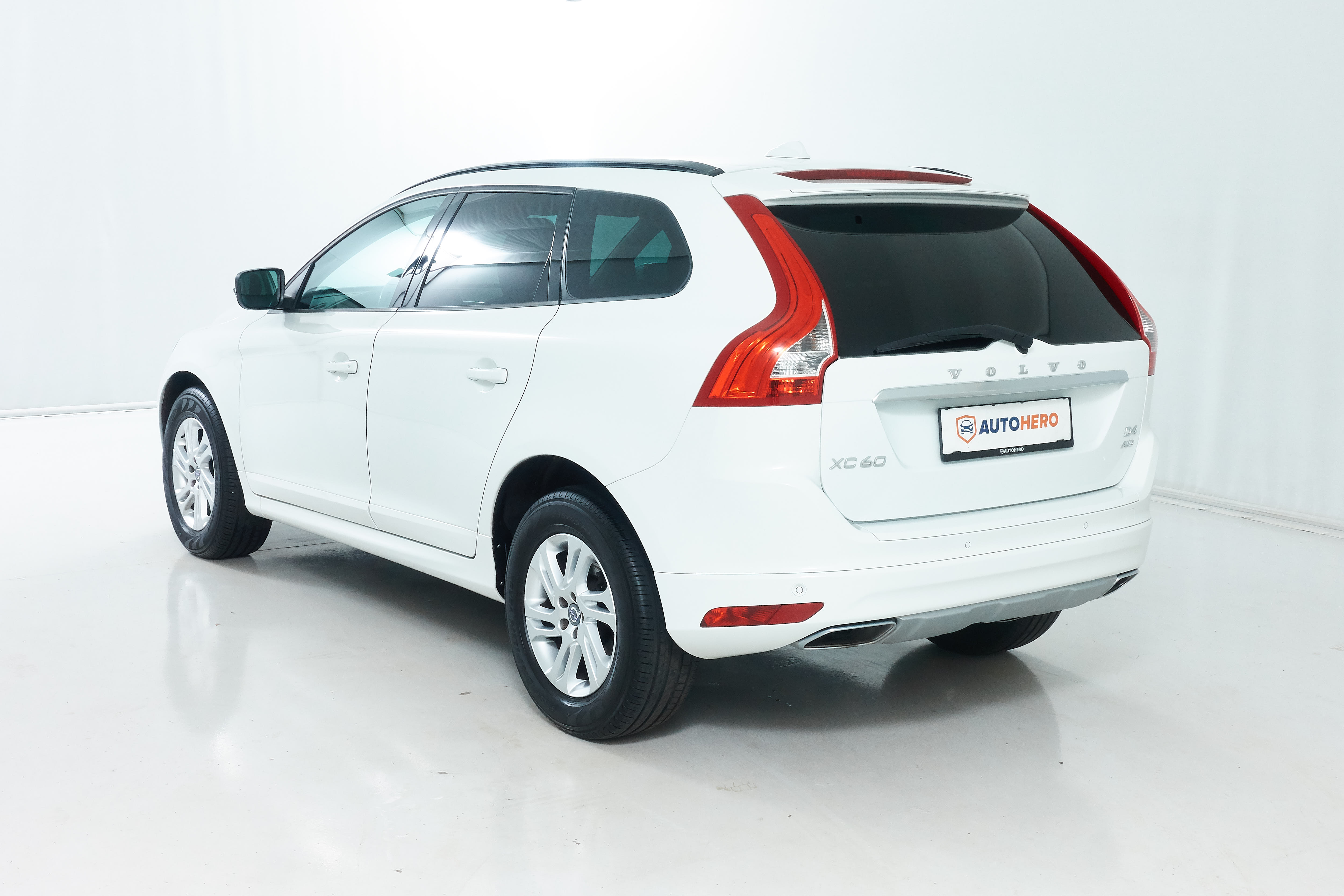 Volvo Xc 60 2 4 D4 Business Awd Diesel 25 490