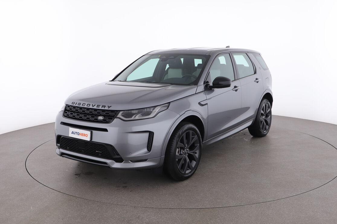 Land Rover Discovery Sport P300e R-Dynamic S prezzo, optional di serie,  consumi, foto 