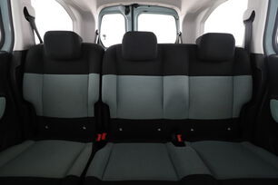 Interior asiento trasero