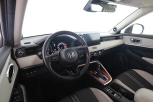 Intérieur côté conducteur 2