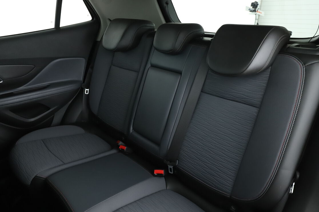 Intérieur sièges arrière depuis le côté conducteur