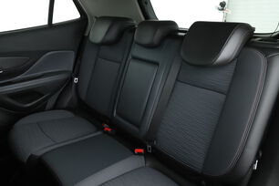 Intérieur sièges arrière depuis le côté conducteur