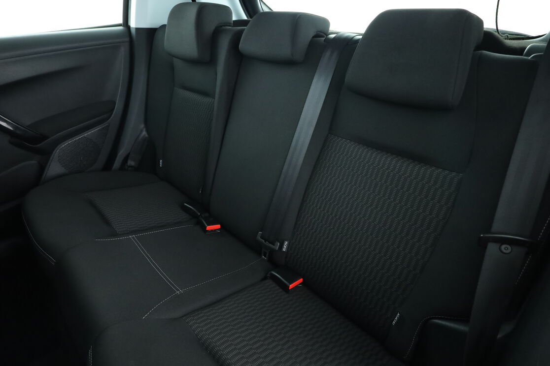 Intérieur sièges arrière depuis le côté conducteur