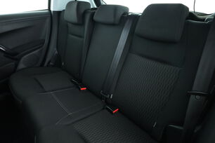 Intérieur sièges arrière depuis le côté conducteur