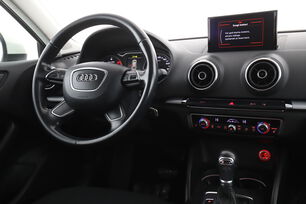 Förarsida sett från baksätet