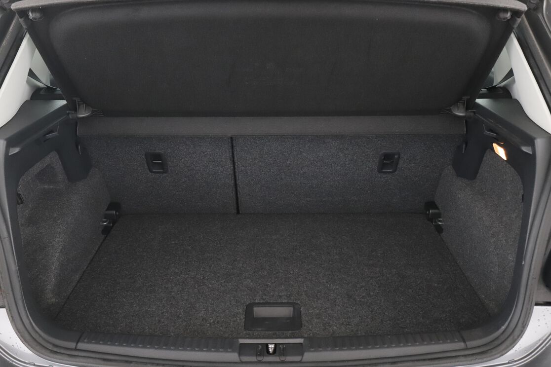 Interior maletero 2