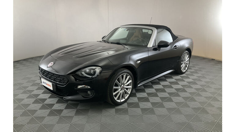Fiat 124 Spider