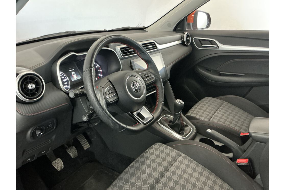 Interno lato guidatore 2