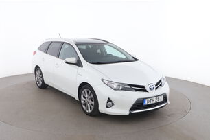 Exteriör fram till höger