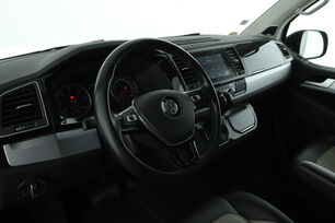 Intérieur côté conducteur 2