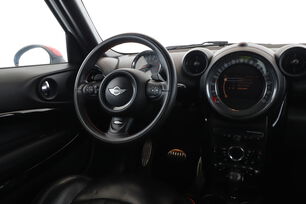 Intérieur côté conducteur depuis le siège arrière
