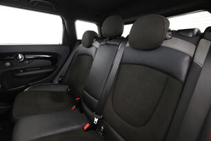 Baksäte bakom förarsätet